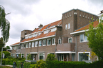 Vanaf de oostelijke kant gezien.
              <br/>
              Paul Paris, mei 2014